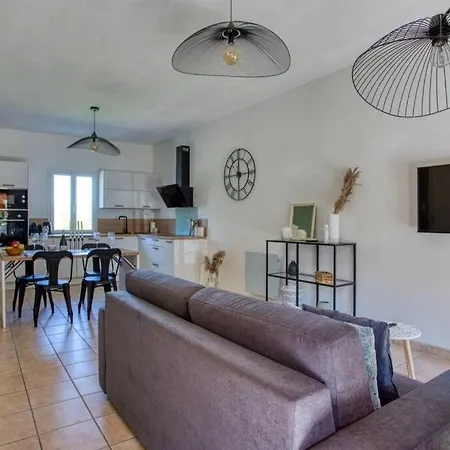 - 24 - D'euphe Avec Piscine