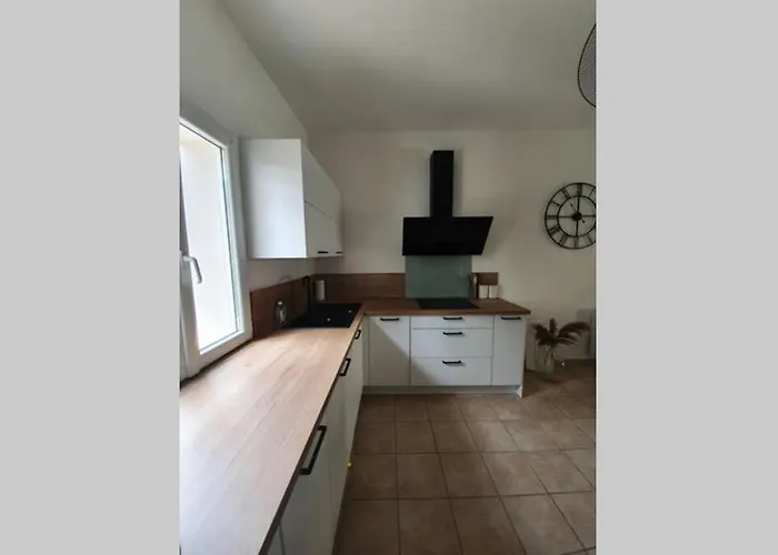 - 24 - D'euphe Avec Piscine